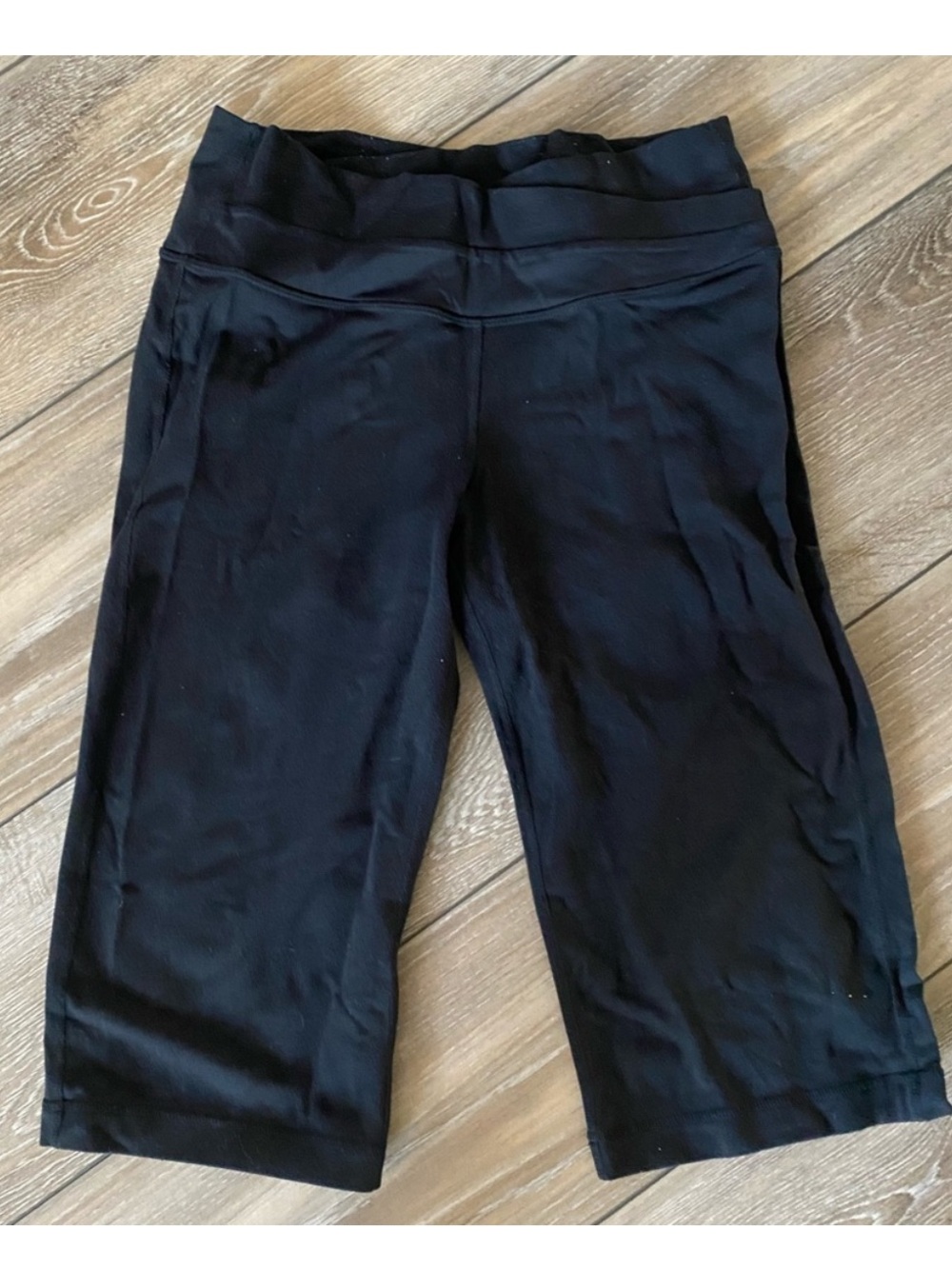 lululemon athletica Black Women's Capri Leggings